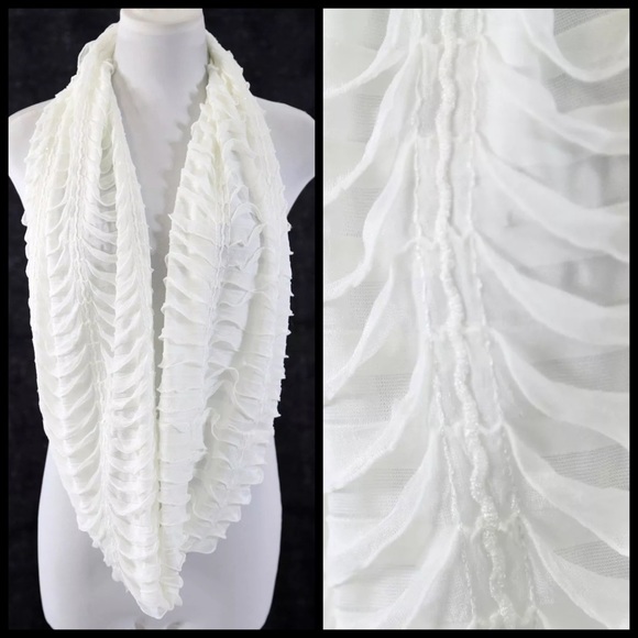 ‼️PRICE FIRM LAST CALL Layered Ruffle Lace Scarf - Picture 2 of 4