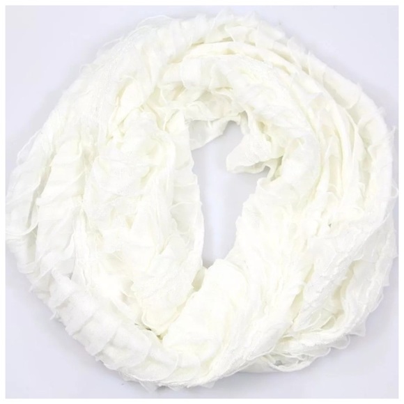 ‼️PRICE FIRM LAST CALL Layered Ruffle Lace Scarf - Picture 3 of 4