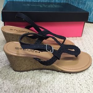 Black and tan  wedge sandal