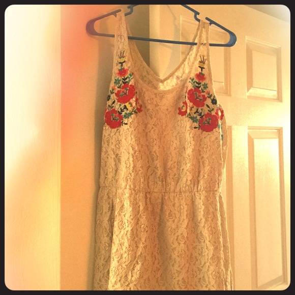 Xhilaration Beige Lace high low dress size xl
