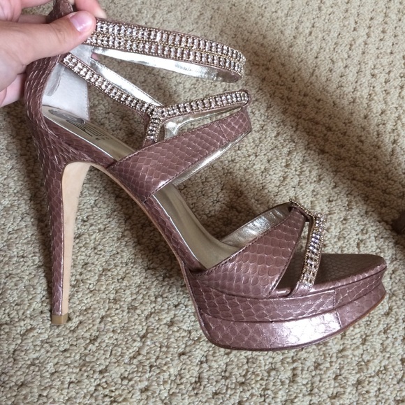 Sexy snakeskin stilettos.
