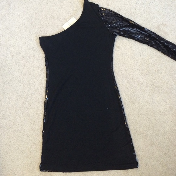 Brand New one shoulder sequence dress F21 - Picture 3 of 3