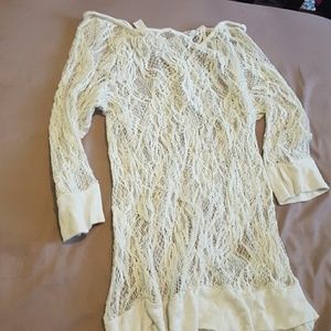 3/4 sleeved lace top