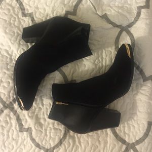 Gold tip AZRA booties