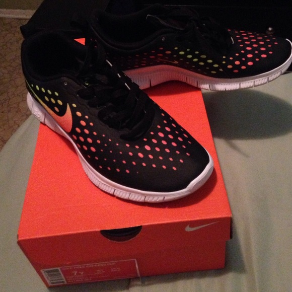 Nike free express