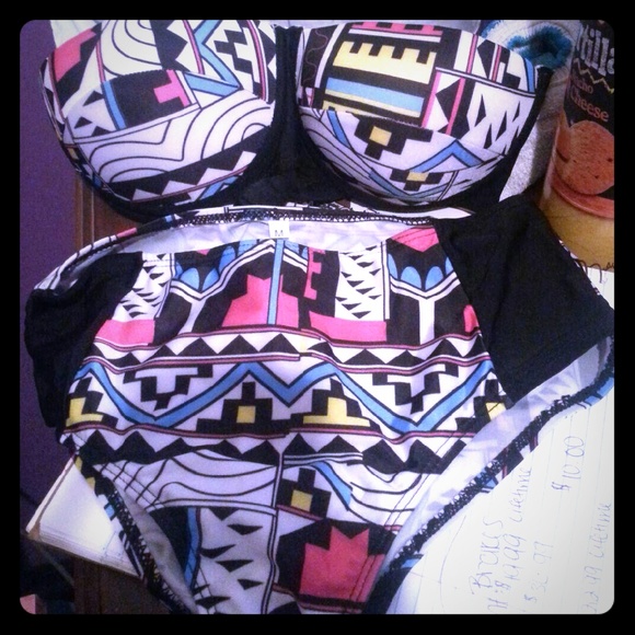 Swim suit