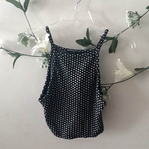 Knit Sleeveless Crop