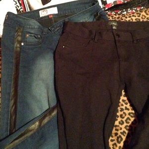 Bundle of 2 skinny jeans