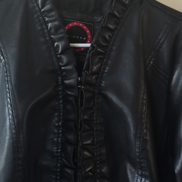 Faux leather jacket, perfect for fall. - Picture 2 of 3