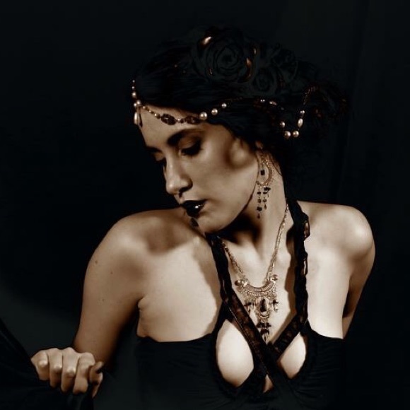 ❤️ THE BLACK LIST ❤️💀MY SHARES ARE CURATED.💀❤️ - Picture 3 of 4