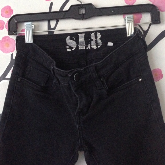 Designer Denim - Picture 4 of 4