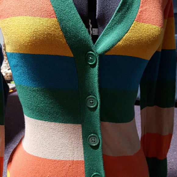 Sold in bundle - Picture 2 of 2