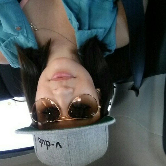 Ray-Ban sunglasses - Picture 2 of 2