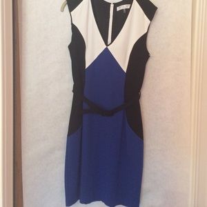 Color blocked dress
