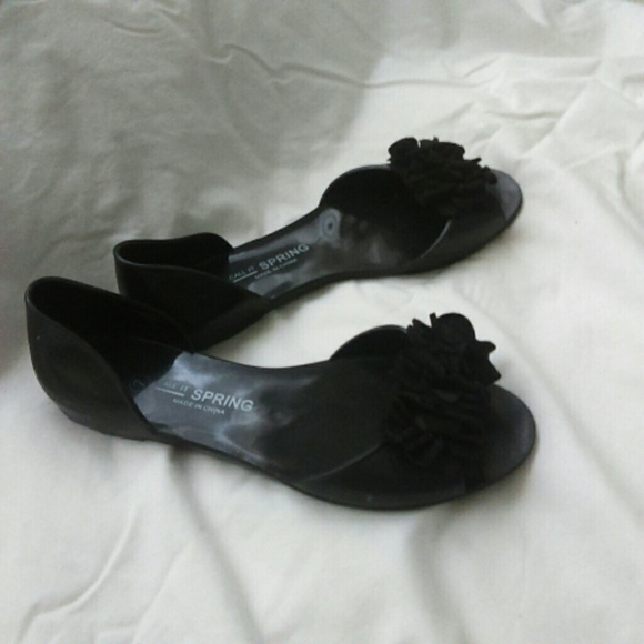 Black rose detail flats