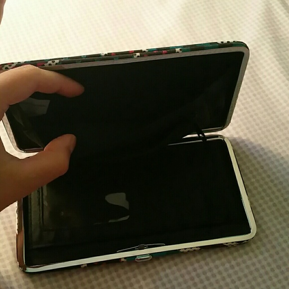 Wallet - Picture 3 of 4