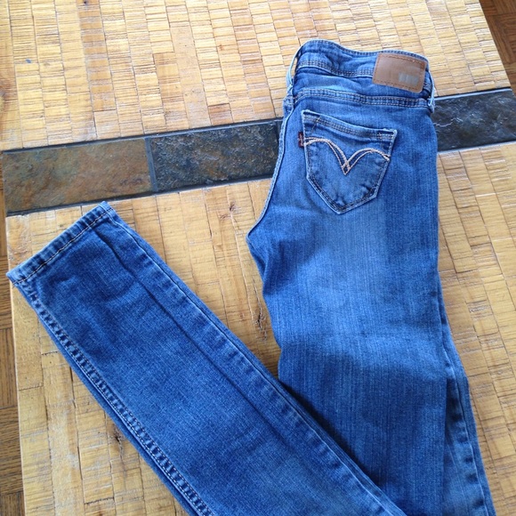 Levi low rise size 0