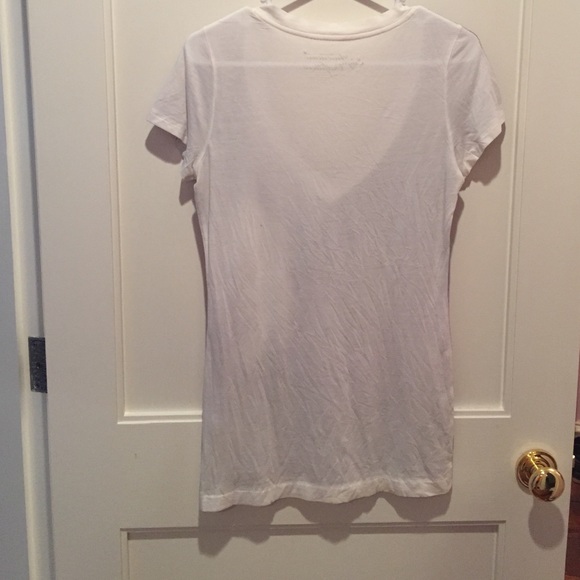 v neck tropical faded shirt from American Eagle - Picture 2 of 2