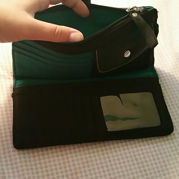 Floral Wallet - Picture 4 of 4