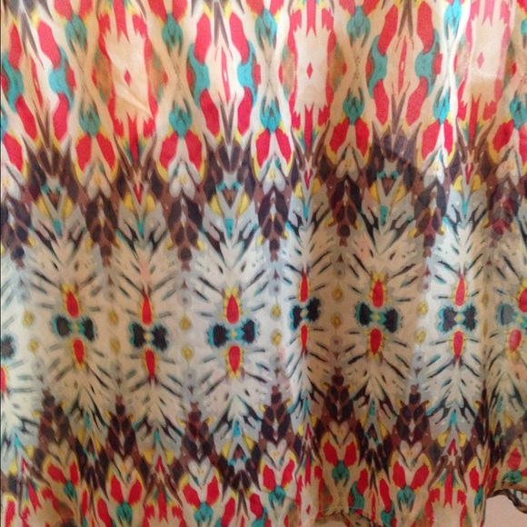 Polyester patterned tank top - Picture 3 of 3