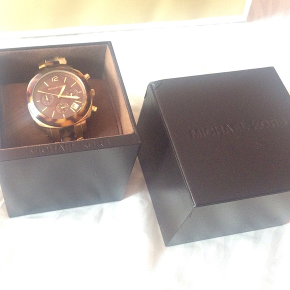 Michael Kors watch - Picture 3 of 4