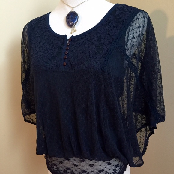 BUNDLED💙Gracious Lace Free People Top💙 - Picture 3 of 3