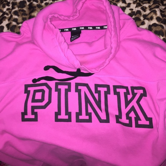 PINK hoodless Pull over Sweat Shirt.