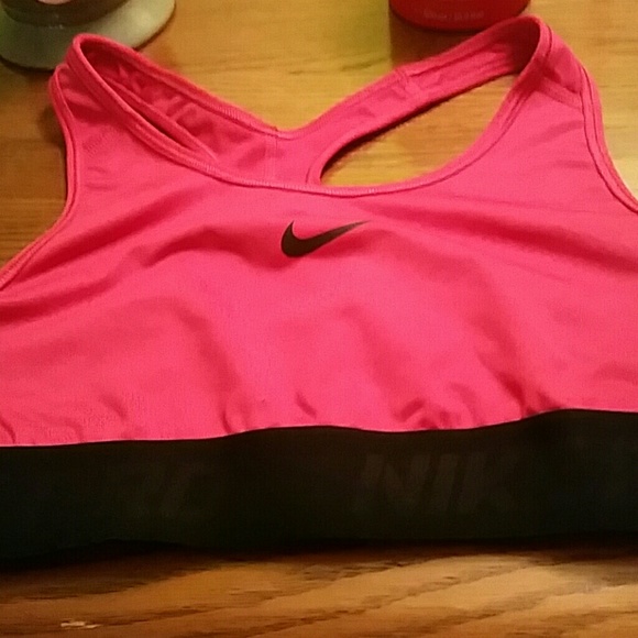 Nike Other - Razorback sports bra