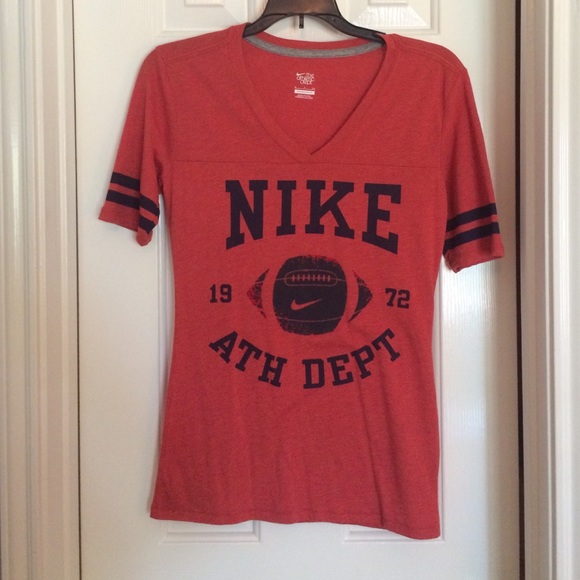 Fitted Nike V-neck shirt