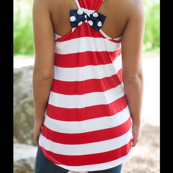 Tank top 🚫SOLD - Picture 2 of 2