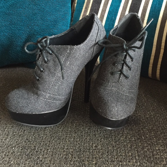 Grey felt booties!