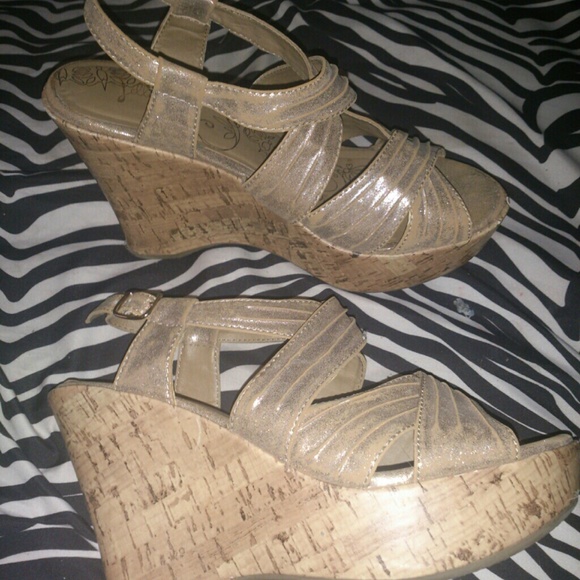 Wedges Size 7 womens