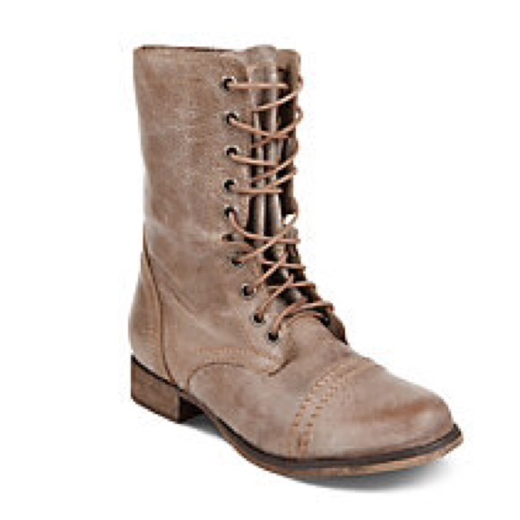 Steve Madden Boots