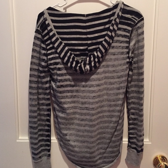 Roxy sweatshirt/sweater - Picture 2 of 2