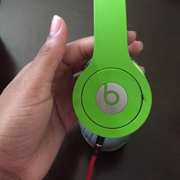 Beats - Picture 3 of 4