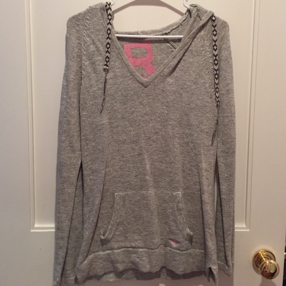 Grey Roxy pullover with hood - Picture 1 of 2
