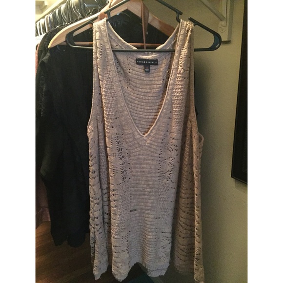 Rock & Republic KnotTop