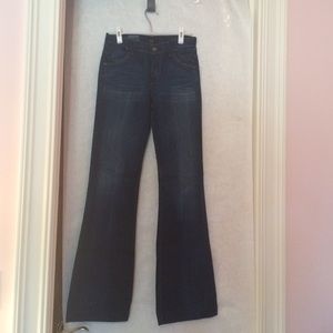 Medium rise wide leg jeans