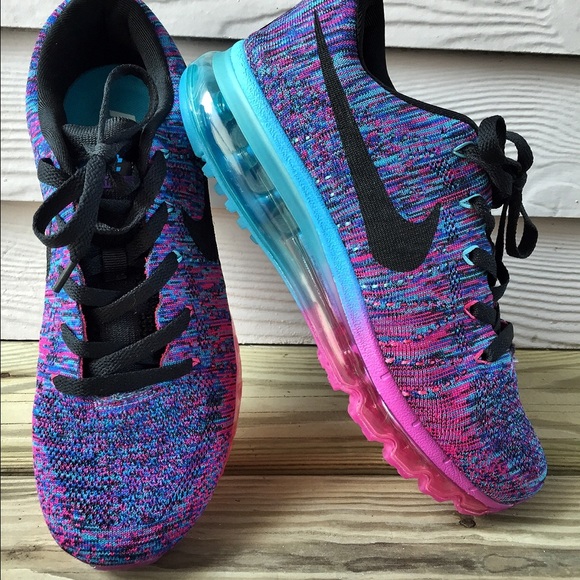 Nike AirMax flyknit 8.5 - Picture 2 of 3
