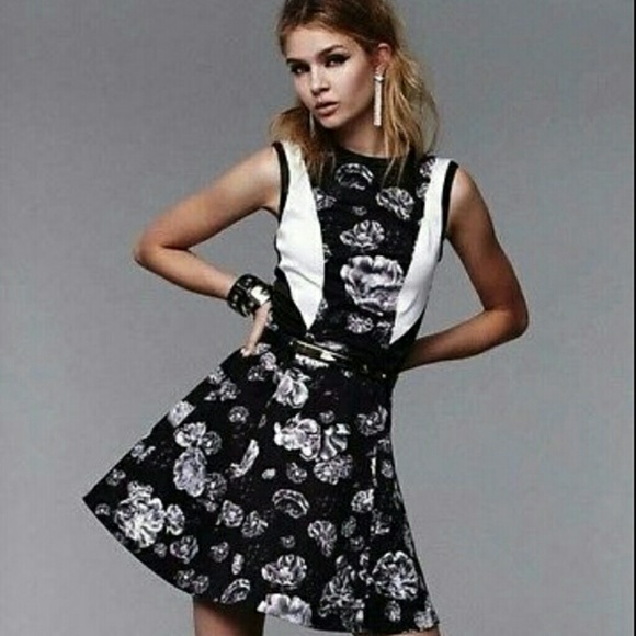 🎀HP!🎀 Trendy Prabal Gurung Dress