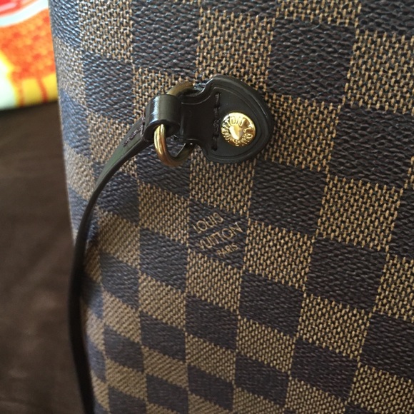 Louis Vuitton Neverfull MM - Picture 4 of 4