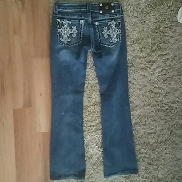 Miss Me Boot cut Jeans with Crosses Size 26 - Picture 3 of 4