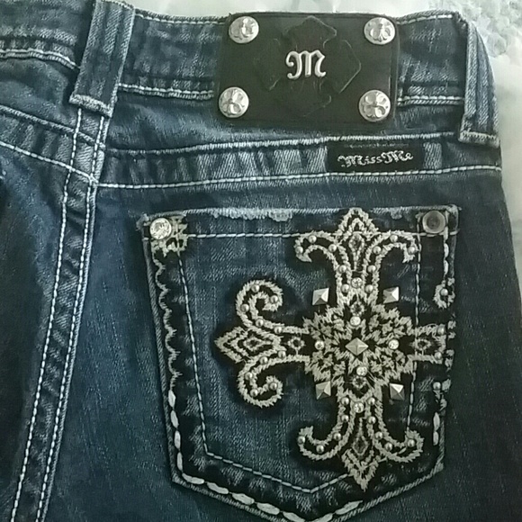 Miss Me Boot cut Jeans with Crosses Size 26 - Picture 4 of 4
