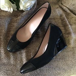 Black Taryn Rose wedge pumps suede