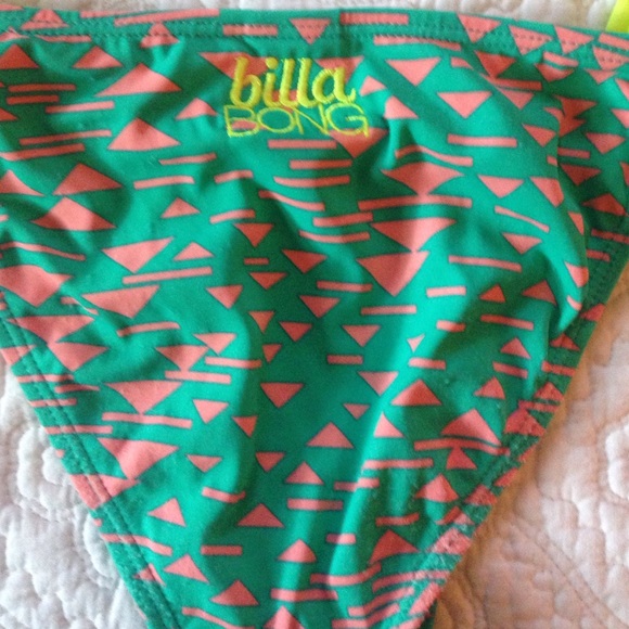 Billabong bathing suit with removal strap - Picture 2 of 2