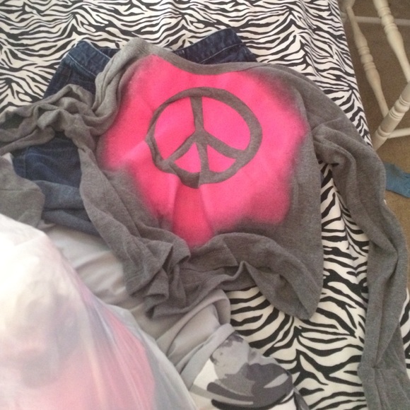 Peace sign shirt
