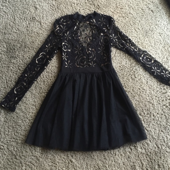 Black and gold short party dress!!