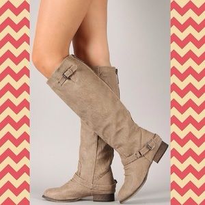 Tan/beige riding boots