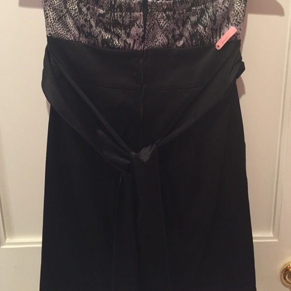 short black and snake skin print dress - Picture 3 of 4