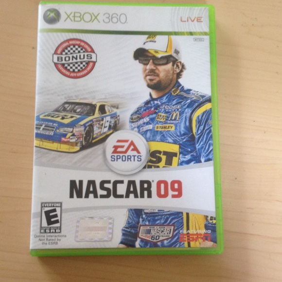 Xbox 360 nascar 2009 video game.
